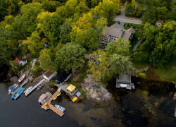 custom cottage builders
