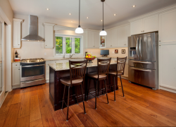 custom cottage builders